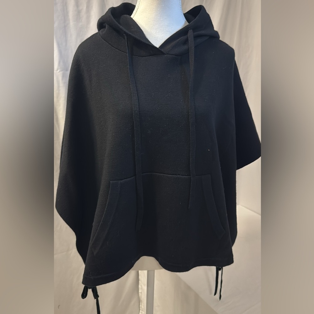 Lululemon Merino Wool Poncho Black Hooded Cape Oversized Gorpcore Cozy OS